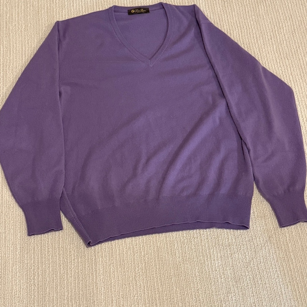 Loro Piana cashmere  V Neck Sweater size 54